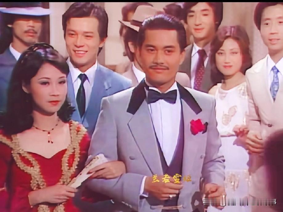 老剧分享｜杏眼桃腮《上海滩》第三部女主！太美了！
 
聊起《上海滩》第三部那位杏