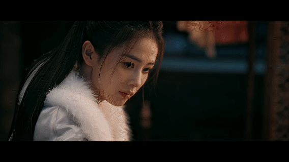 李佩仪的安全感如此权威真的会被白鹿饰演的李佩仪狠狠戳中，从来没见过这么给人安全感