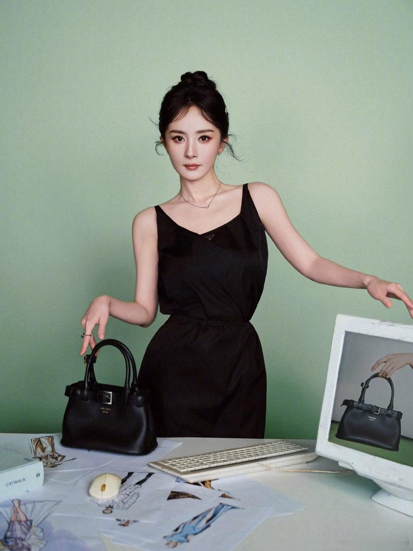 杨幂杨幂冯娷ym杨幂湮儿ym杨幂江山大同ym杨幂世间万般美好皆有尽头，唯独对你的