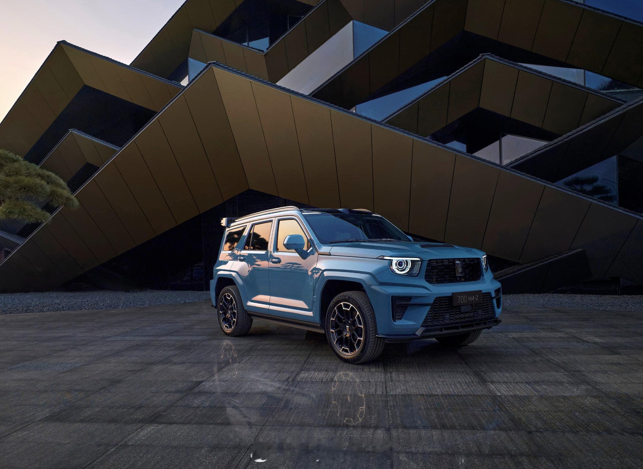 坦克700正式上市，42.8万起，直接把国产高端越野拉到新高度。外观麒麟美学拉满