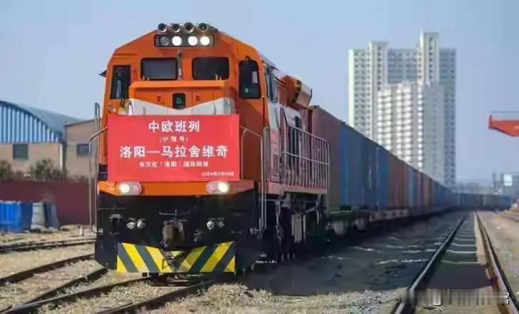 9月22日，卢卡申科会见了前来访问白俄罗斯的中方代表，在跟中方代表会谈时，特意聊