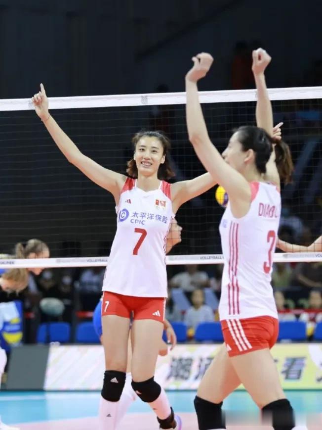 北仑赛况:
9月20日，巴黎奥运会女排资格赛宁波赛区，在刚刚结束的一场比赛中，塞