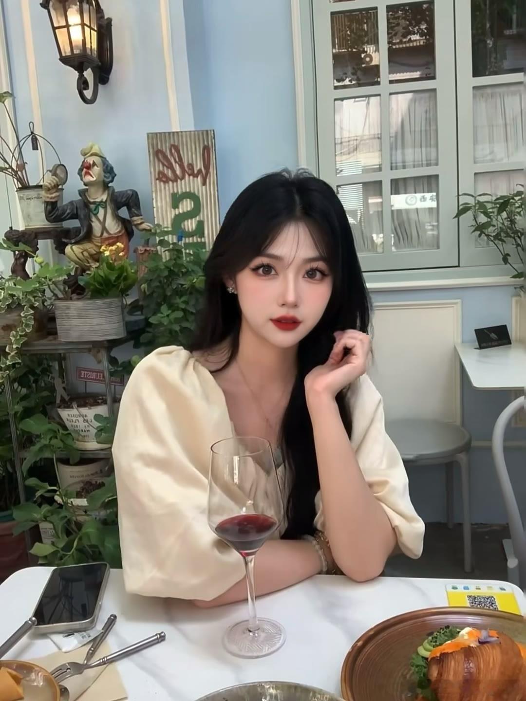 王凡君老师[超话]   