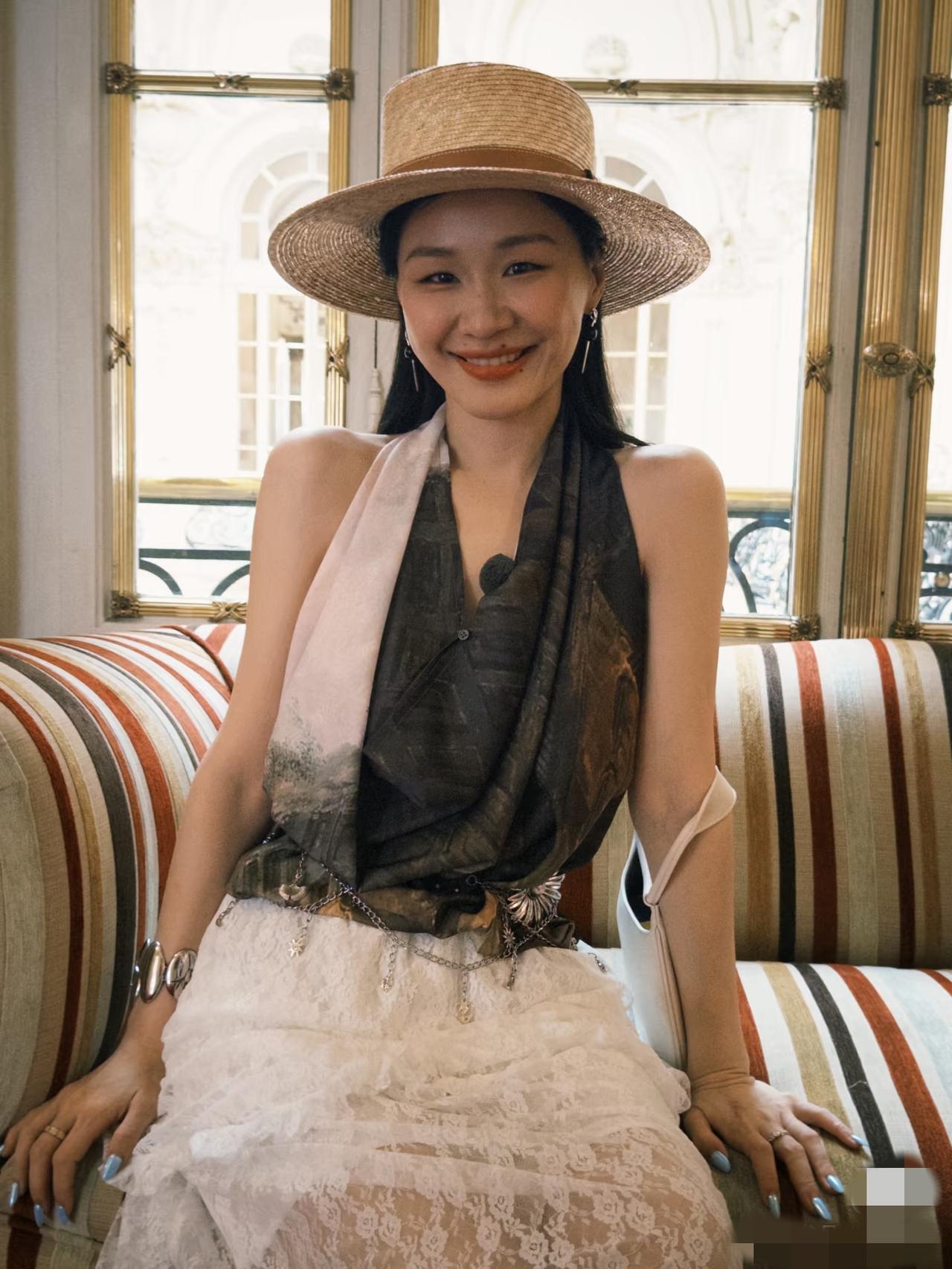 墨镜后的真面目，比娱乐圈的剧本还肮脏！王家卫这波录音曝光，直接把“文艺大师”的滤