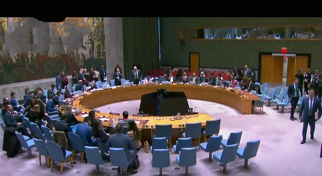 日本提涉及台海的议题，踩中国的红线。我们就提琉球的历史，踩日本的尾巴。你做初一，