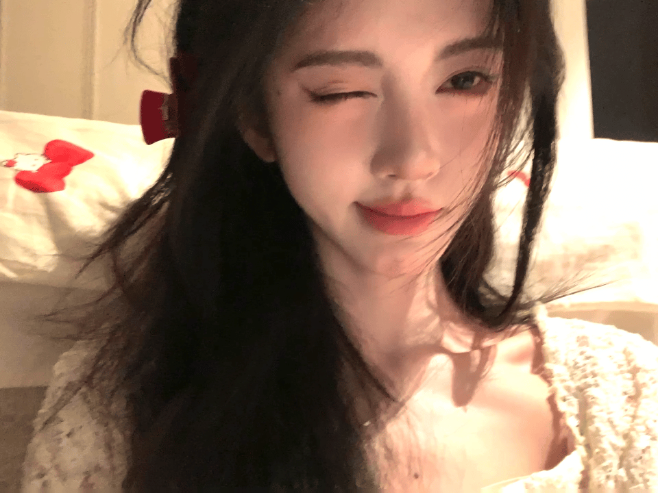鞠婧祎 杜华想挖走鞠婧祎化妆师 鞠婧祎民国名媛 也许世界上也有无数朵和你一模一样