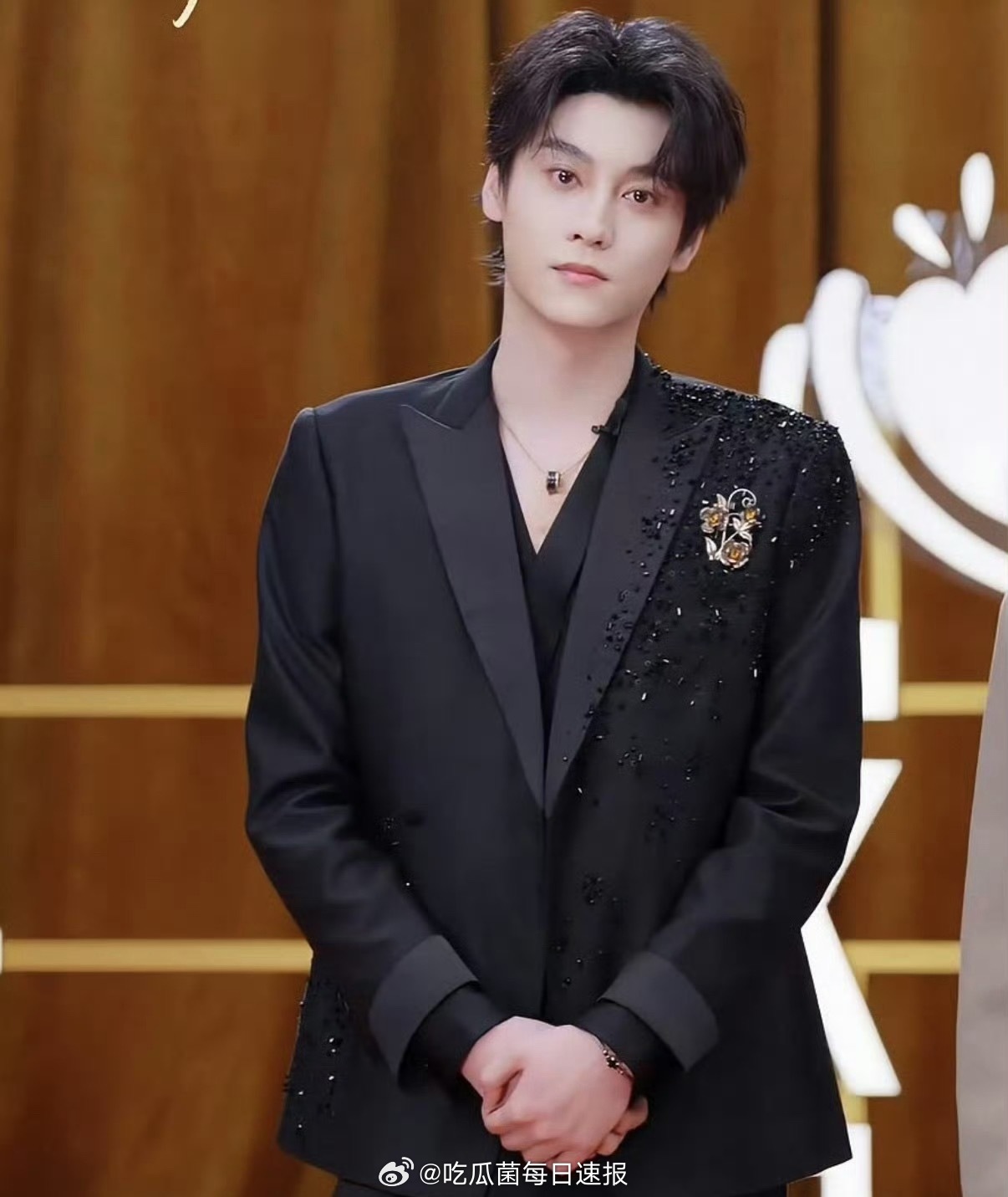 田栩宁今日品牌直播截图，状态怎么样？ 