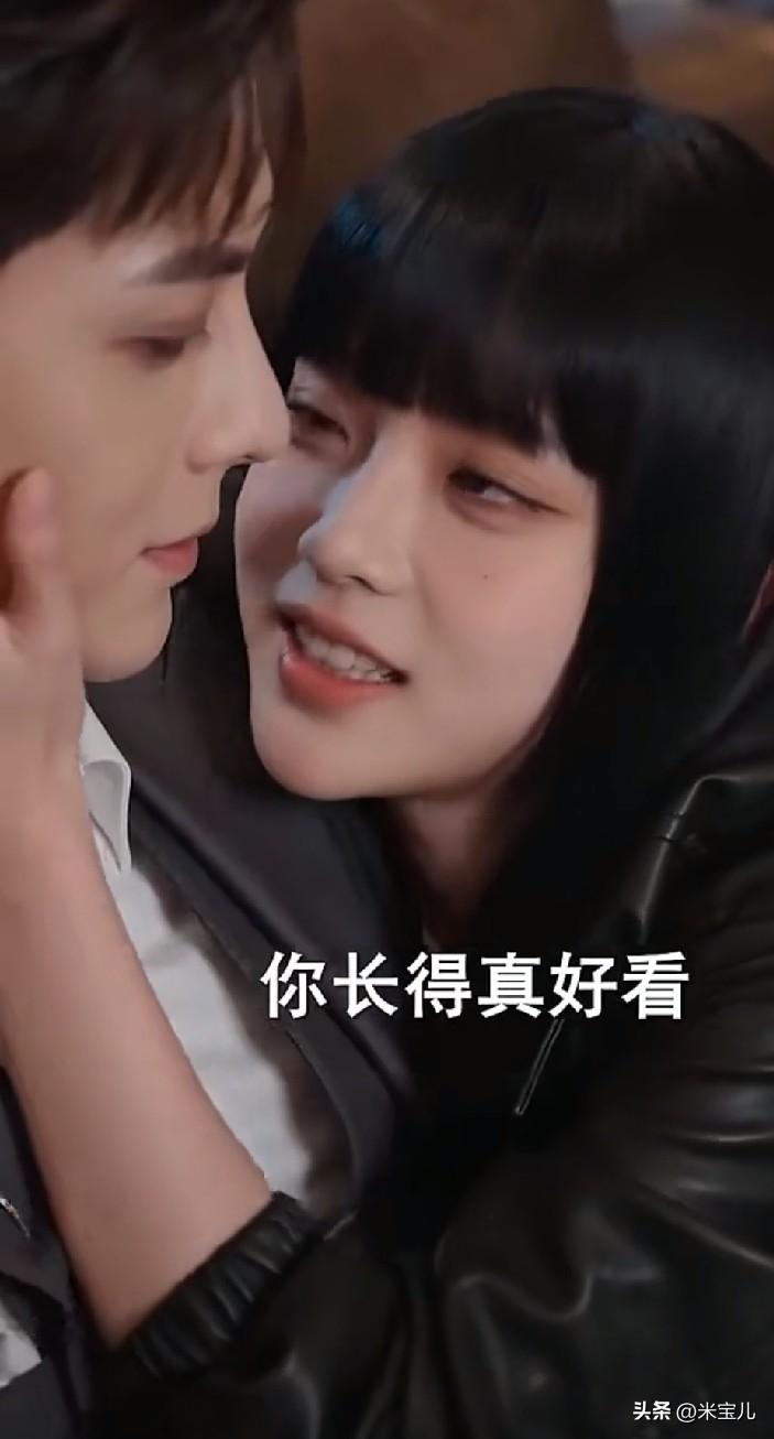 “为了孩子”，“为了面子”。
别再拿这些虚无缥缈的东西，
当做自己懦弱无能的借口
