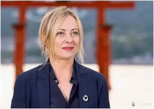 意大利美女总理梅洛尼的人生轨迹

意大利高光时刻 

焦尔吉娅·梅洛尼（Gior