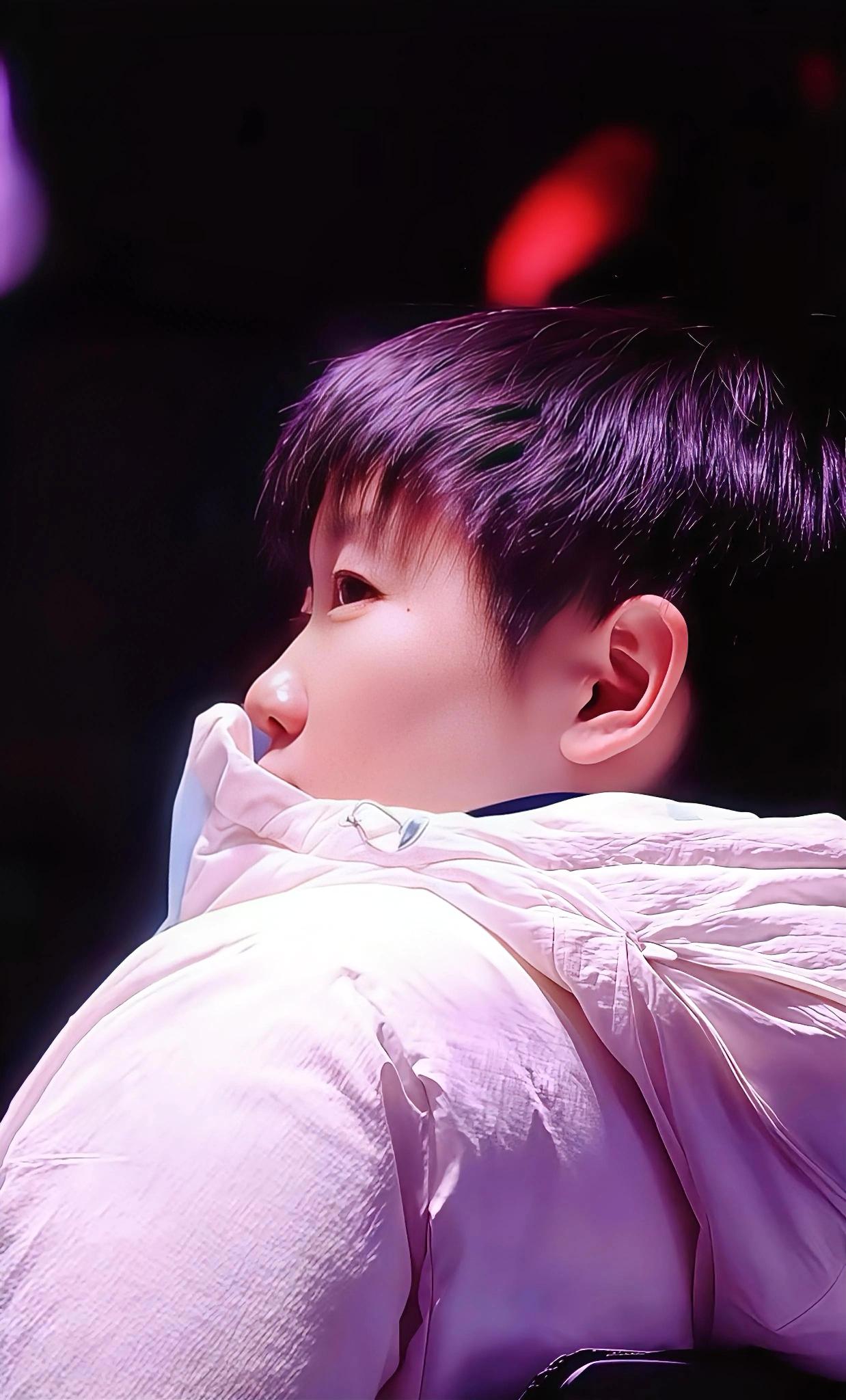 4月8日，
伦敦世乒赛的报名日期截止，
而3月28日到4月5日，
还需要进行澳门