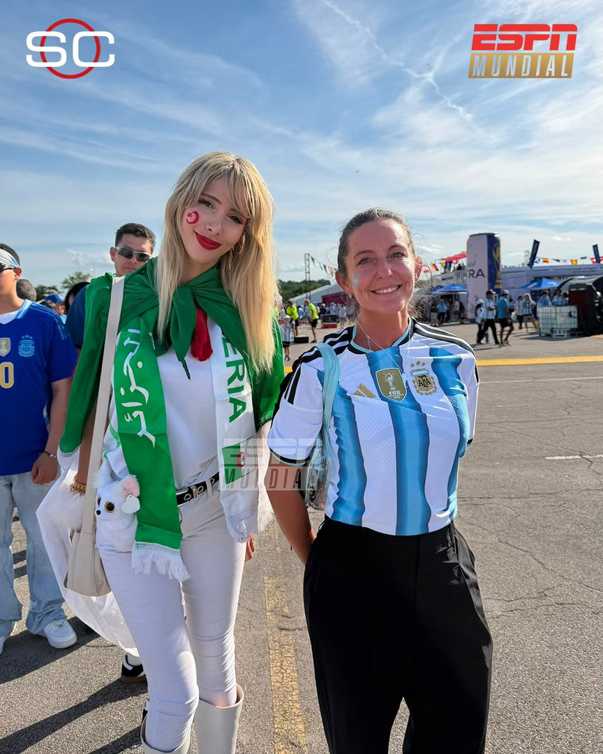 🔥🔥我们是第12人⚽️球迷们已准备好在堪萨斯见证各自国家队在世界杯上的首秀。