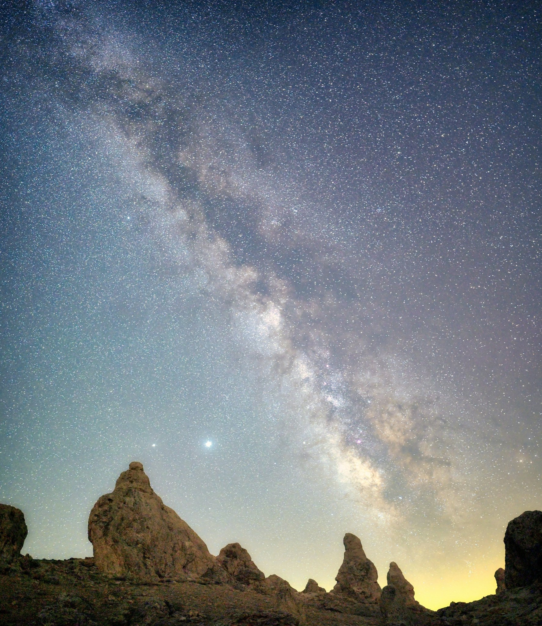 夜晚能看见银河在过去几万年都是常态，只是最近几百年才看不见了。 