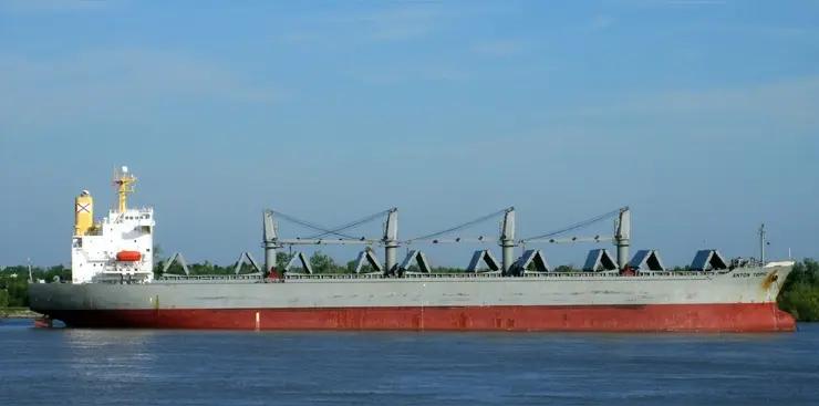 美国扣押中国油轮世纪号，是对中国的主权的侵犯
 
当地时间12月20日凌晨，美国