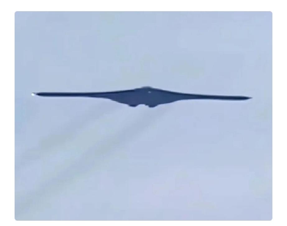 轰 - 20还没现身，美西方却极为震惊，美国更是敏感得不行。美媒曾唱衰轰 - 2