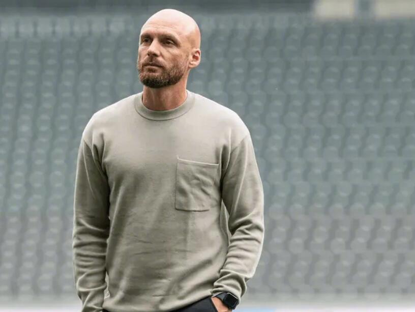 多特蒙德发布官方声明。奥勒-布克将成为多特蒙德俱乐部的新任体育总监。多特蒙德与这