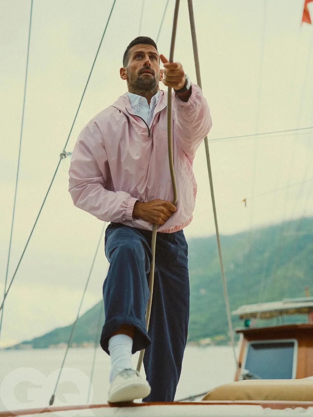 AO男模来咯  德约科维奇澳网蓝来袭。想到了颐和园的荧光绿吗哈哈哈，颜值高怎么穿