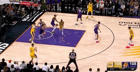 里夫斯！！！！ 追平了！！！湖人vs太阳