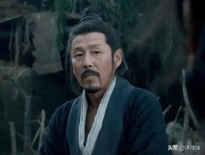 这部电视剧里面，最尴尬的就是刘邦与齿庸之间的对话，齿庸建议刘邦找项羽进行决定性的