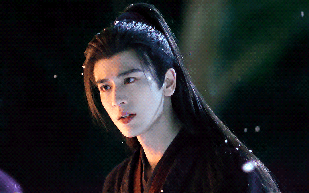 不懂嘿张凌赫颜值的究竟什么人，这么一个没有技巧完全硬帅的大帅哥，无论怎么拍都帅哇