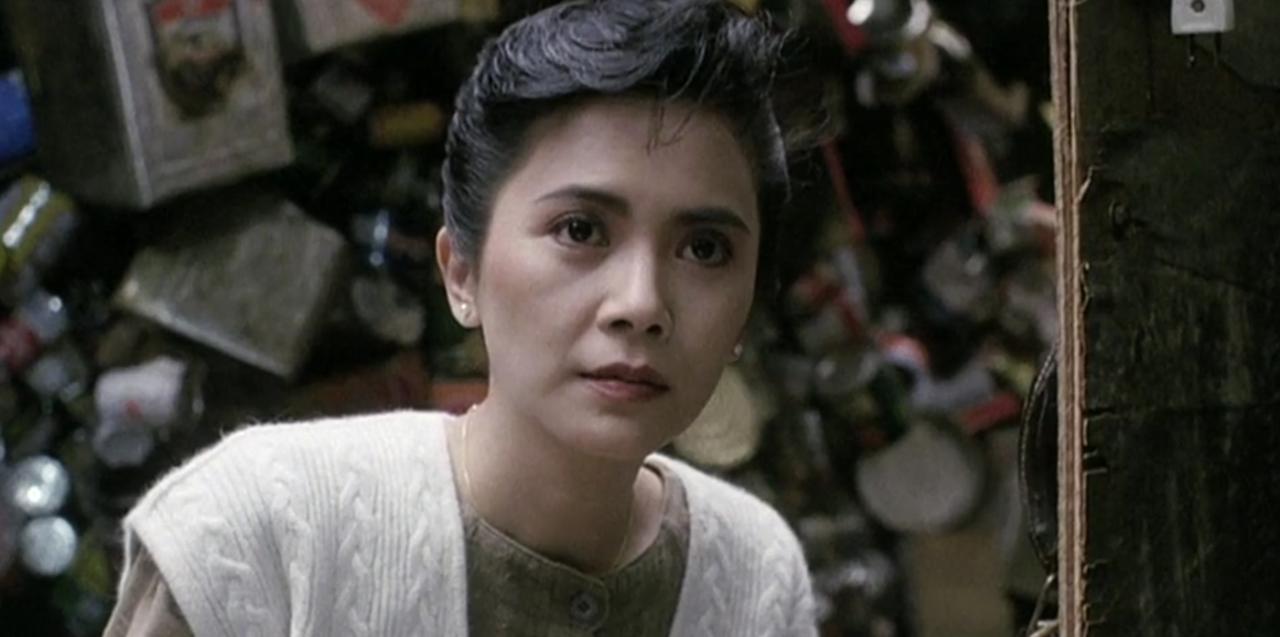 尔冬升与《癫佬正传》
1986年，尔冬升从演员转型导演，推出处女作《癫佬正传》。