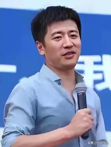 尽管张雪峰已经做了万全之策，但还是忽略了一点，
那就是把自己和公司形象捆绑的太紧