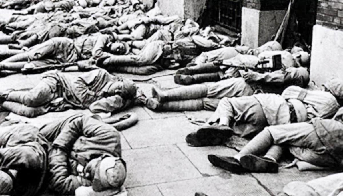 1949年5月，十万将士夜宿街头，为什么看到的人都确定的说：蒋介石和国民党再也回