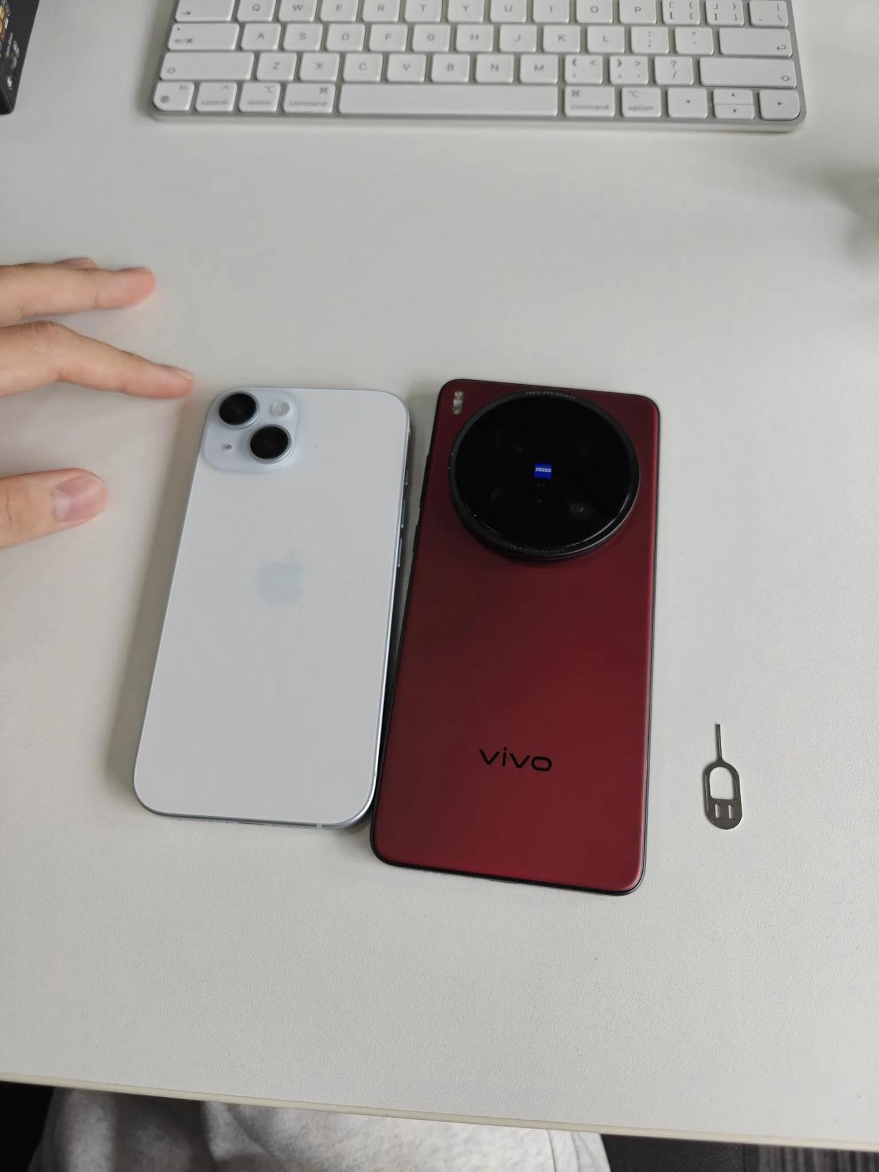 苹果换vivo：以前过的是什么苦日子啊...

iPhone 15虽然长得很好看