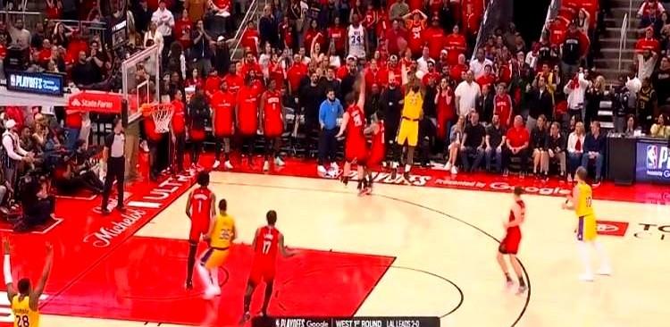 领先6分，手握球权，时间还剩25秒……火箭队这也能输？！

简直了，季后赛历史级