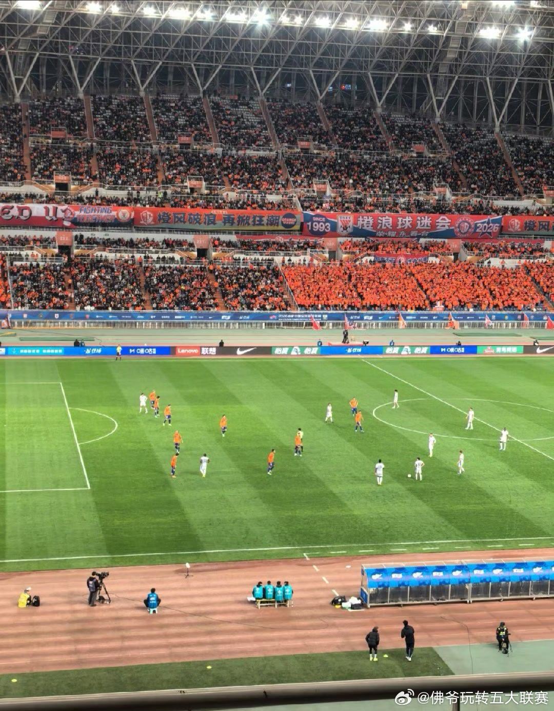 2025中超联赛第2轮：大连英博马莱莱梅开二度，客场2-0力克山东泰山，升班马展