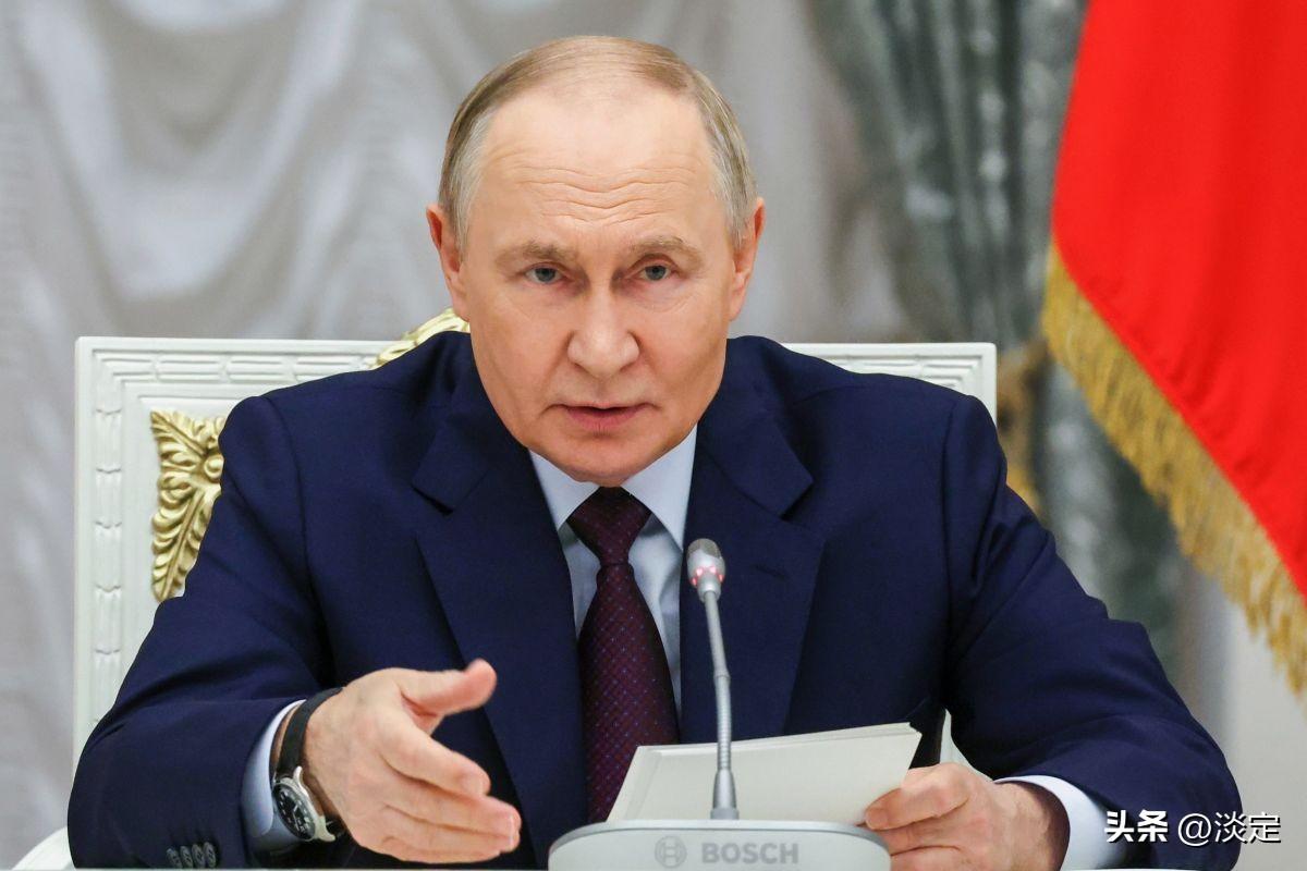 西方国家对俄罗斯内部入手

据塔斯社11月5日报道，俄罗斯总统普京表示，外国情报