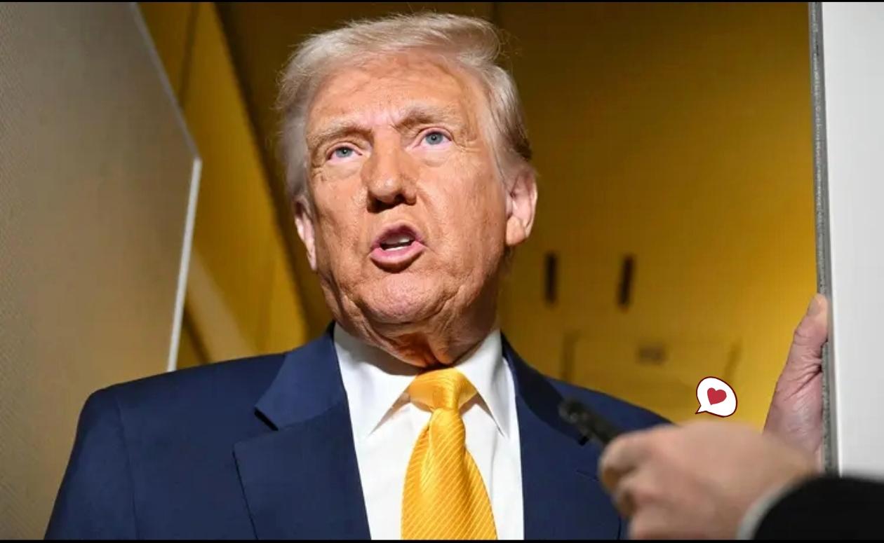 50亿美金的身家，把奥巴马、克林顿、拜登这几位前任现任绑一块儿，都不够人家瞧的。