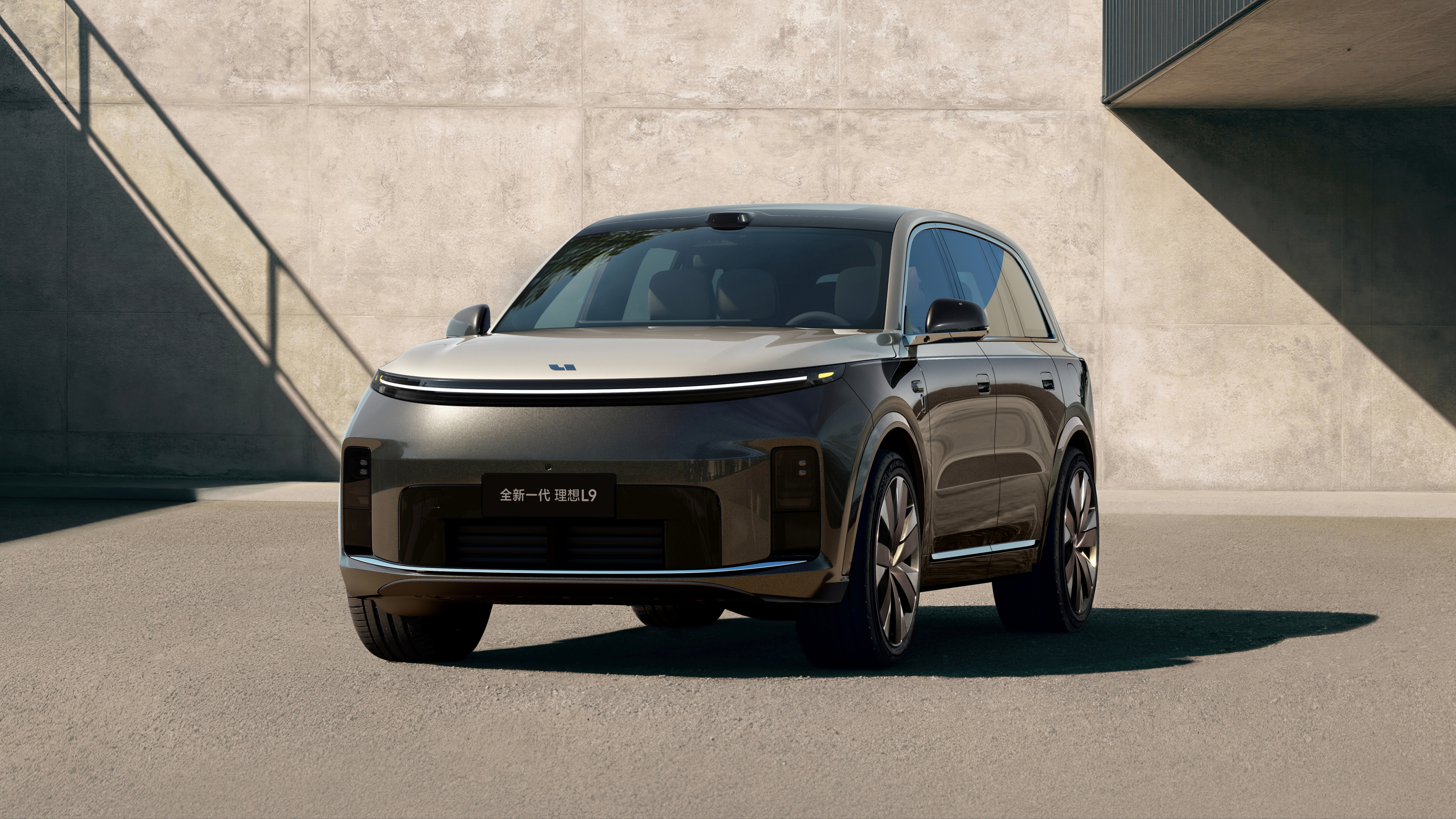 理想L9 Livis终于来了，4月24日北京车展亮相过两天去看看，这个车漆质感到