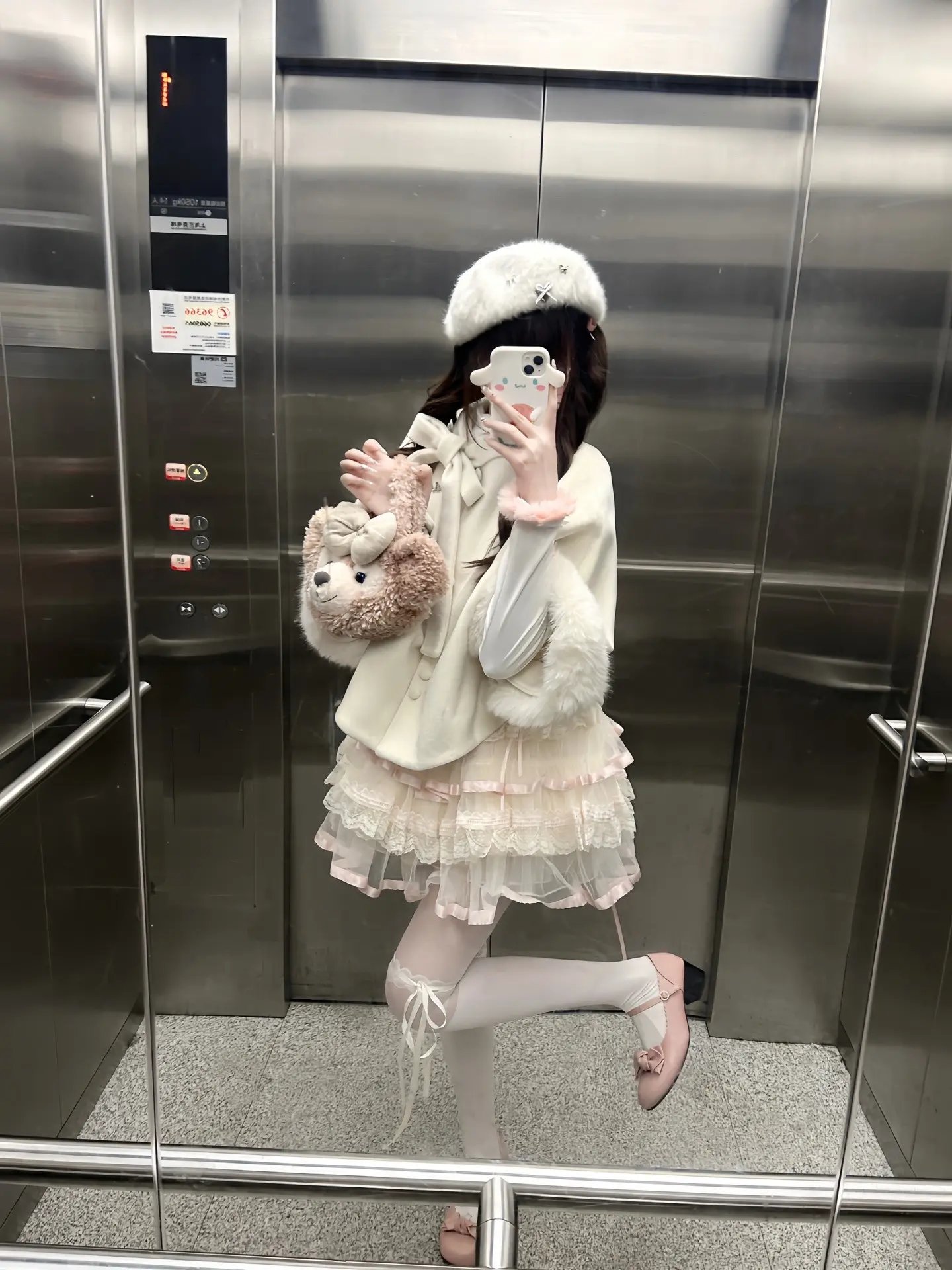想嫁有钱人 听起来有点拜金 想嫁穷人 听起来应该去看心理医生 想嫁给真...