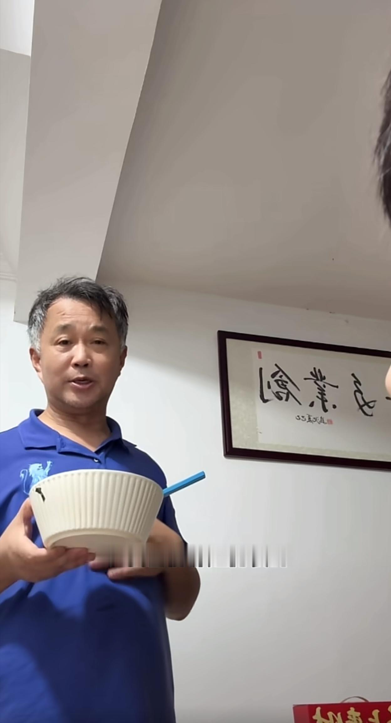 沈巍感慨：“在我面前都是伪装的，和我同频的一个都没有。”这话听在一些人耳中，或许