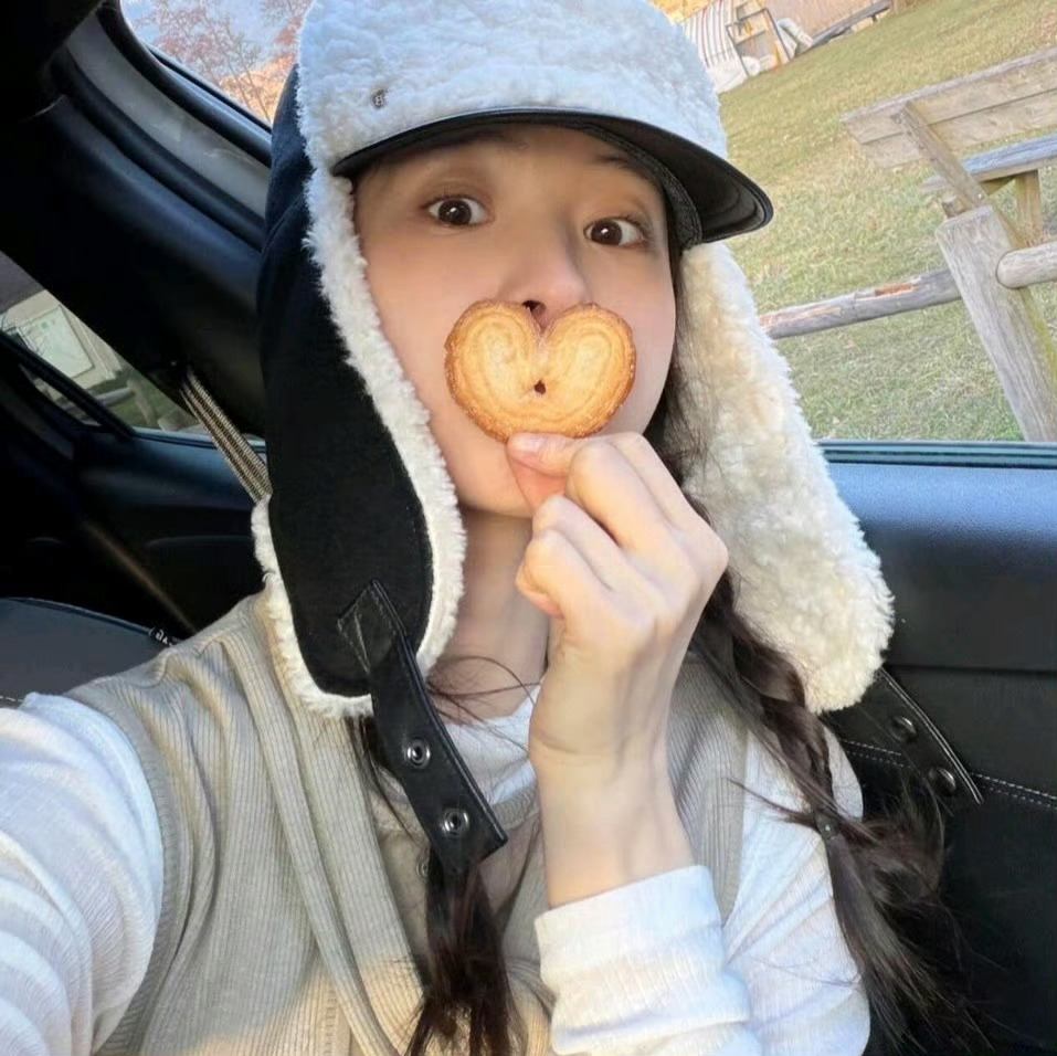 言情小说 6.6📚500+⊹꙳🌷 |▎𝗟𝗶𝗳𝗲 ༘🧺 “这个年纪，