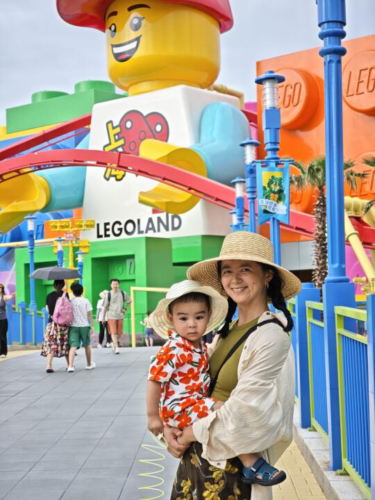 乐高年卡用户来了！到底谁在黑乐高乐园😶