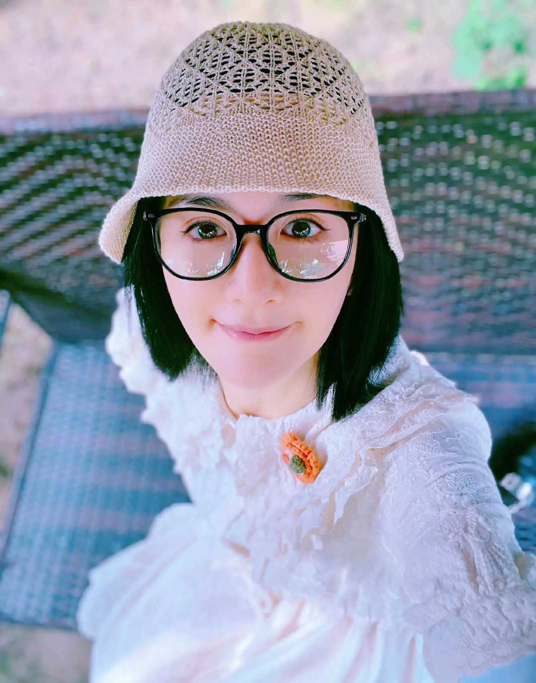 谢娜透露女儿即将幼儿园毕业：我很珍惜每一次接她们放学的时间。19日，谢娜在社交平