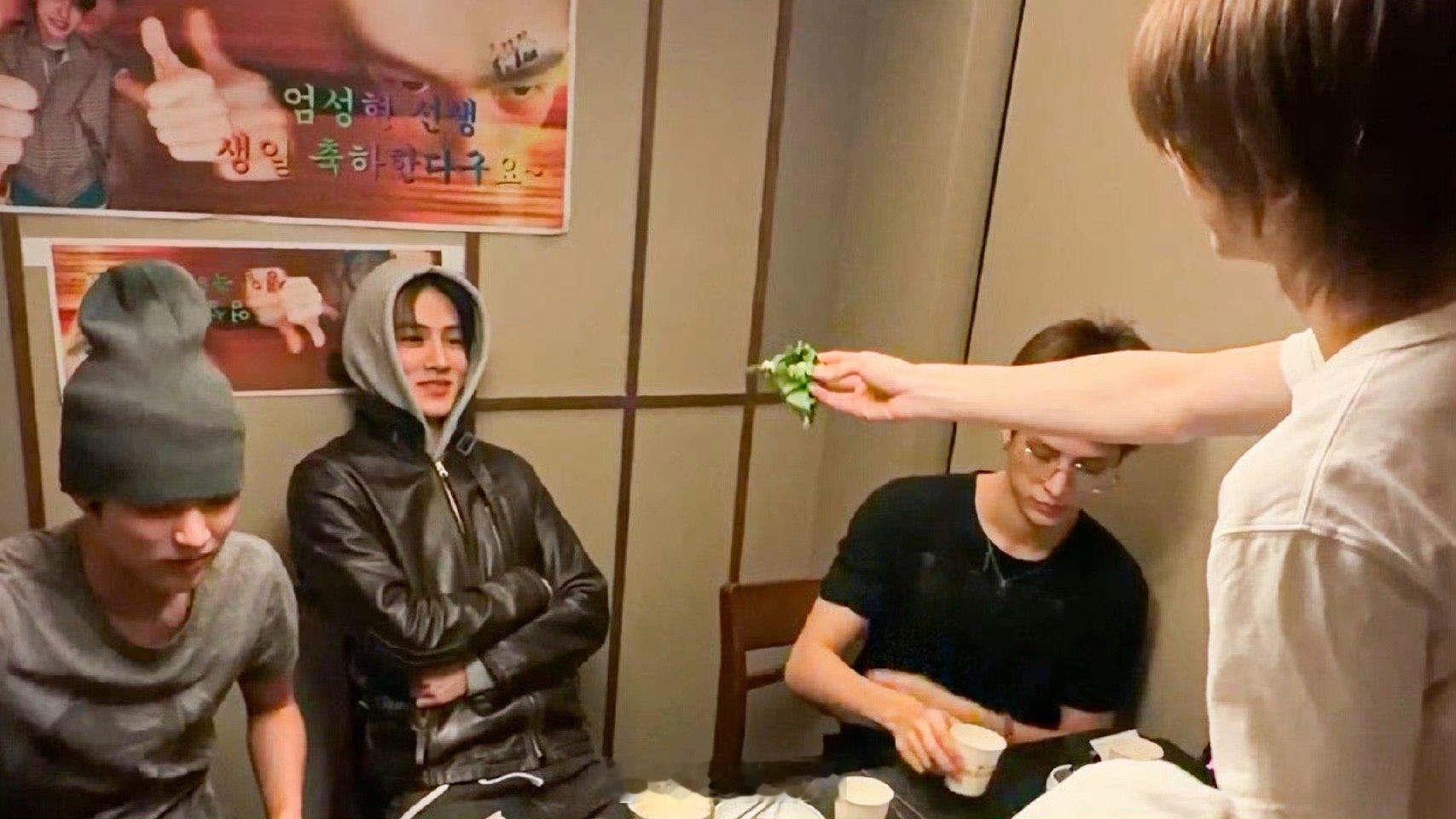 cortis在上海展示新才艺 Cortis上海线下活动全程无尿点，新歌首秀加刀群