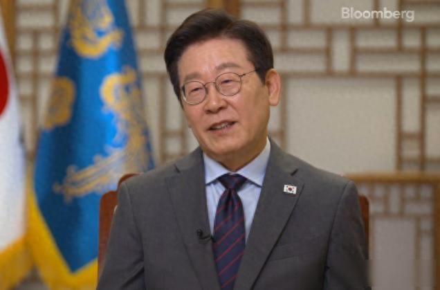 工人被扣，投资悬空，韩国怎么选？

2025年9月，美国ICE特工冲进佐治亚州的