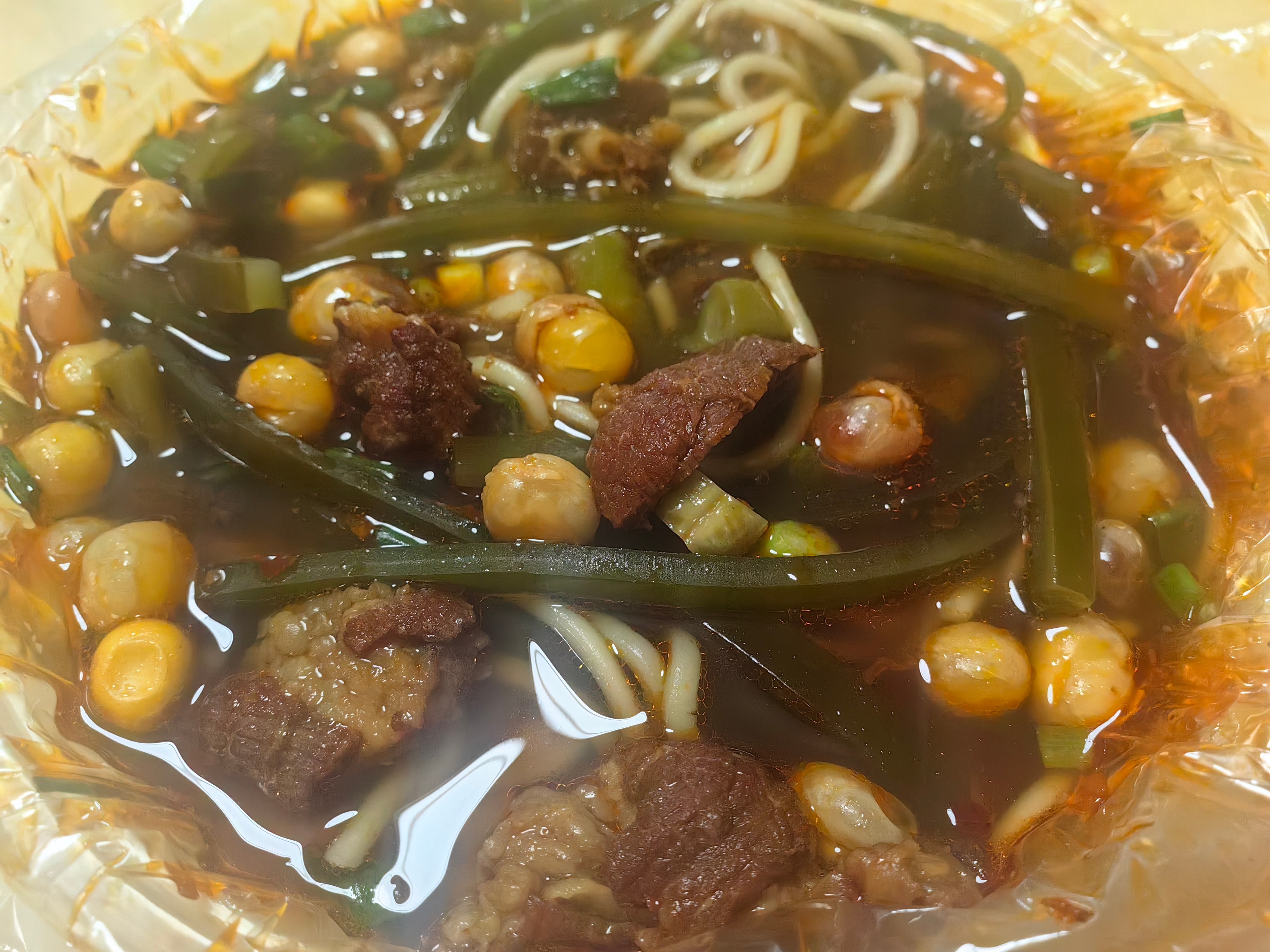 每日一餐分享午餐牛肉面。 