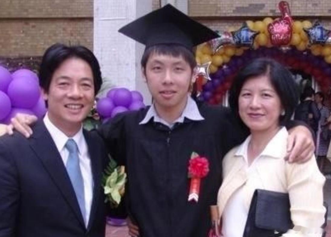 岛民需要自己去了解，台独头目赖清德与其邪教组织，它们有多少家人在美日。中国台湾省