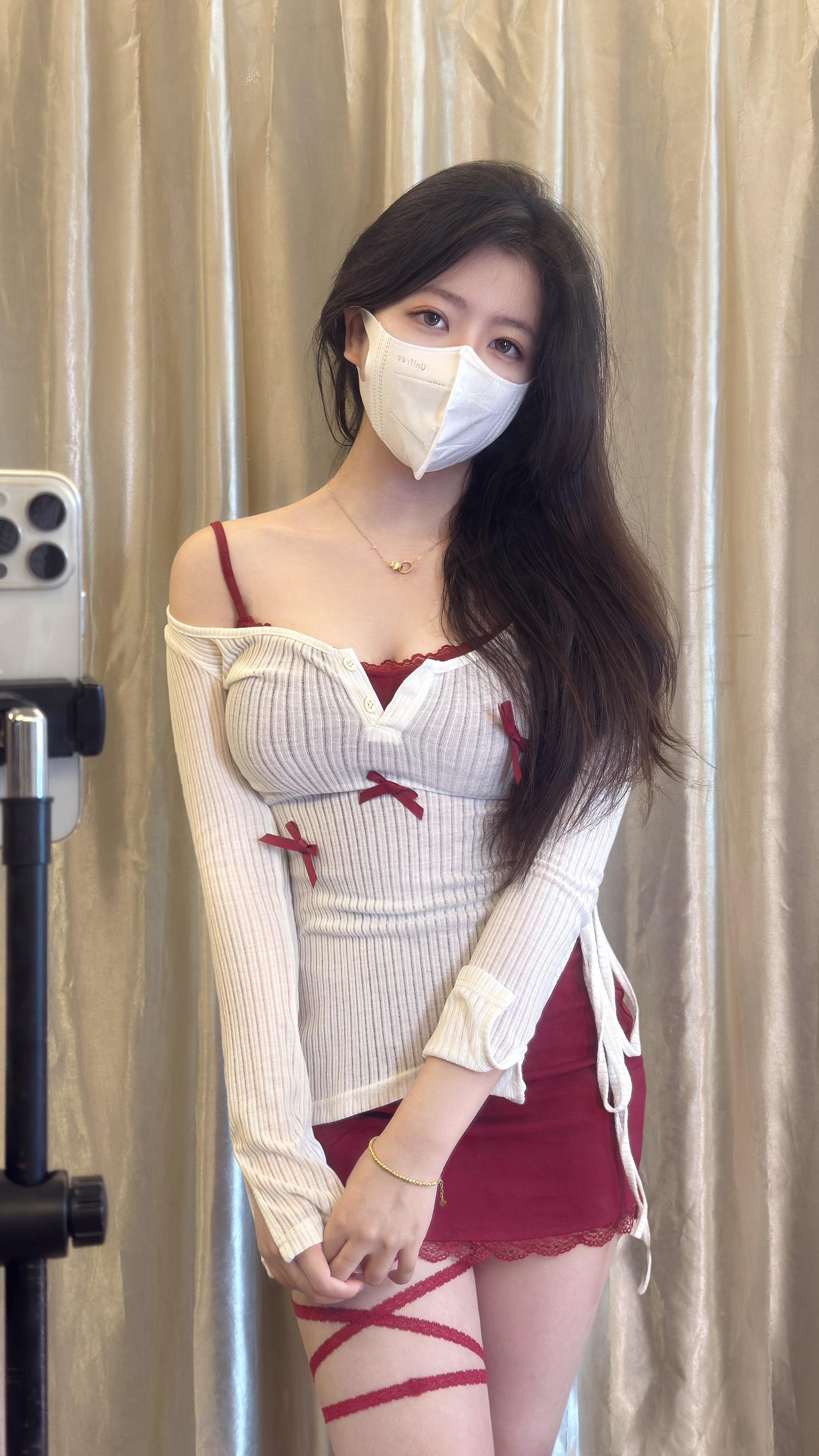 我们对视心的距离等于零