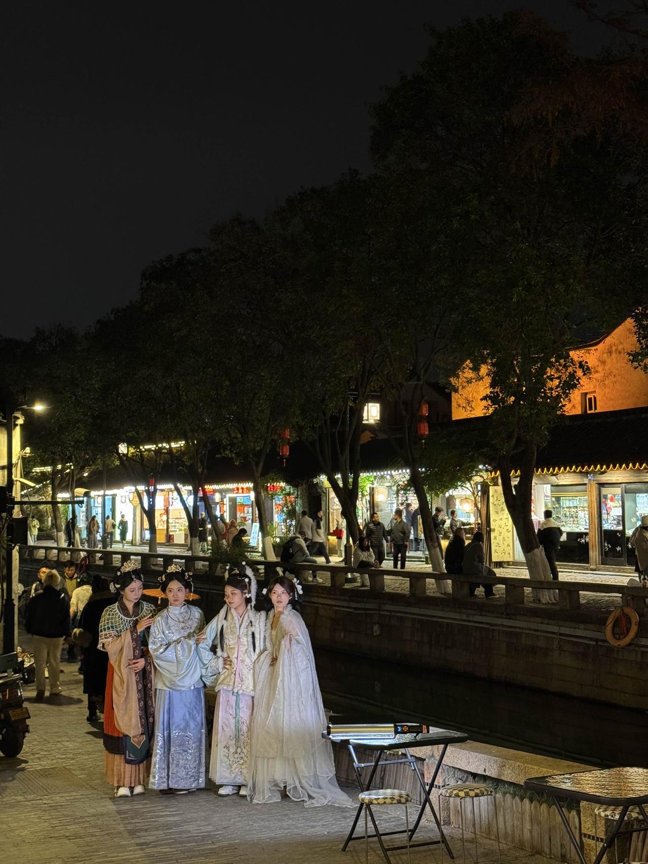 分享一张最近随手拍的照片苏州平江路