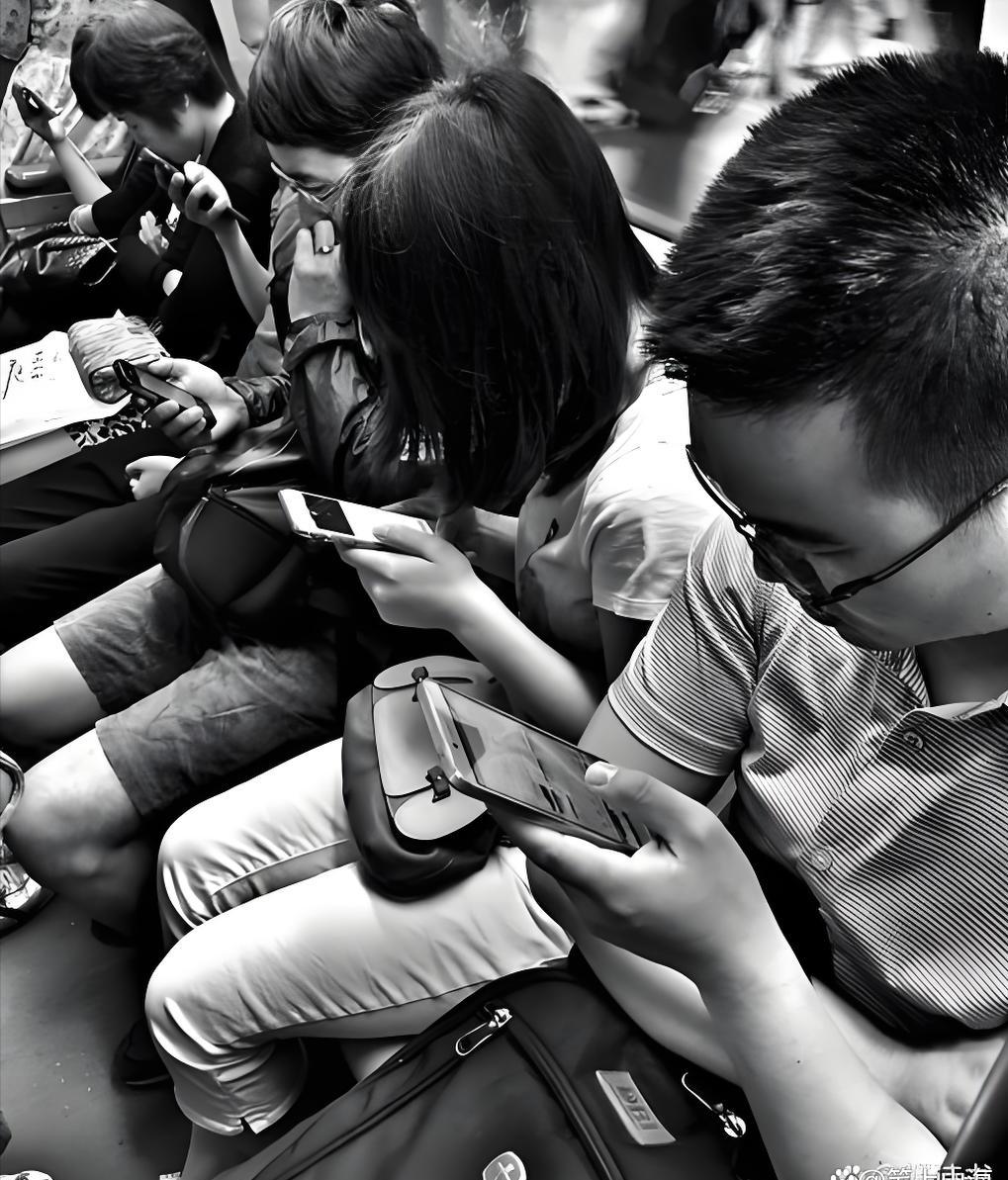 网上有种说法叫做：现在全民开始进入纯过日子时期？

最近网上有个叫法很热门，这个