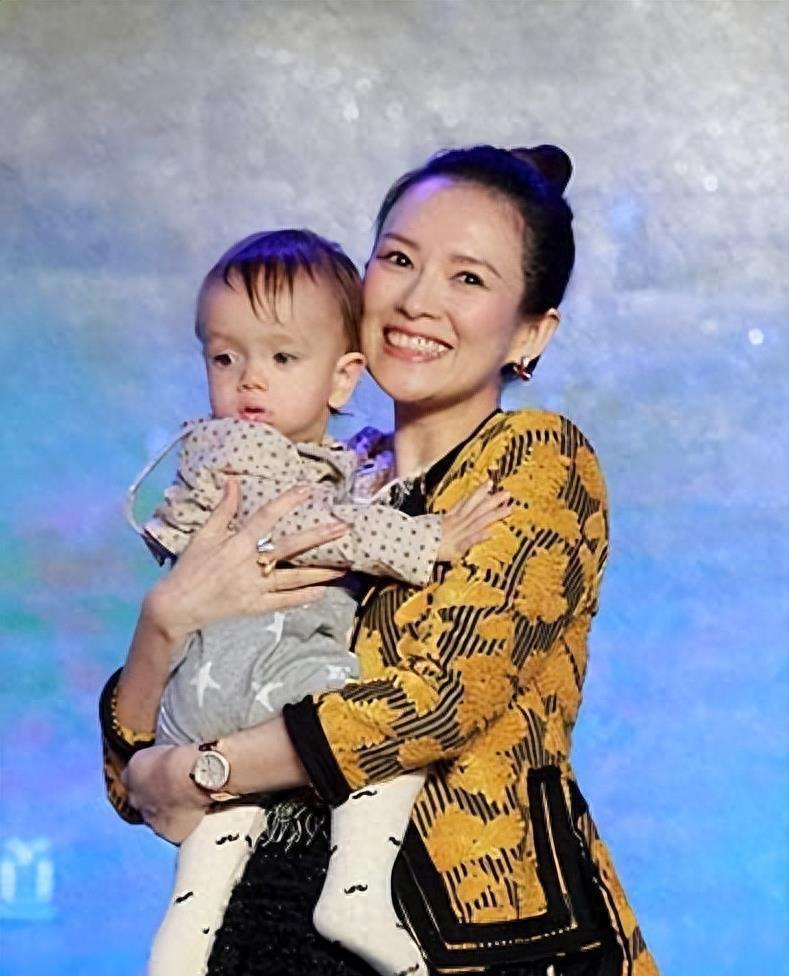 震惊！娱乐圈又一对明星夫妻宣告离婚！汪峰和章子怡这对曾经轰轰烈烈的恋人，最终还是