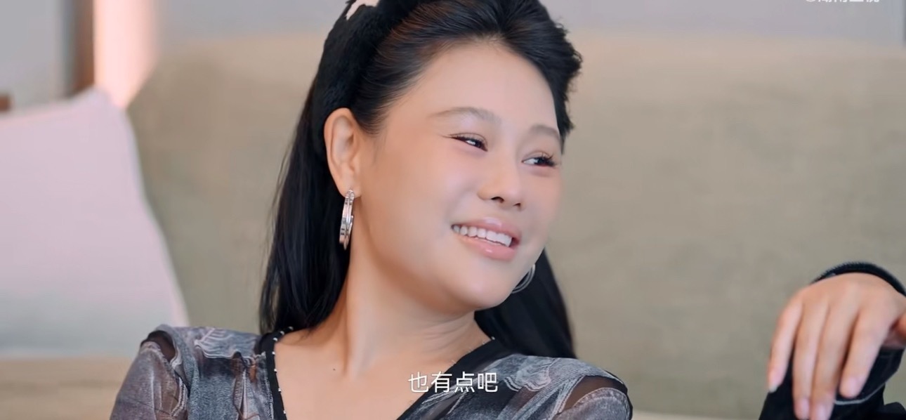 袁娅维感情属于付出型袁娅维说自己在感情中是属于付出型，即使结局不完美，但过程中的