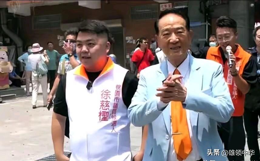 俗话说“好汉不提当年勇”，可是在台岛的政治人物宋楚瑜却屡屡提起当年跟随蒋经国的往
