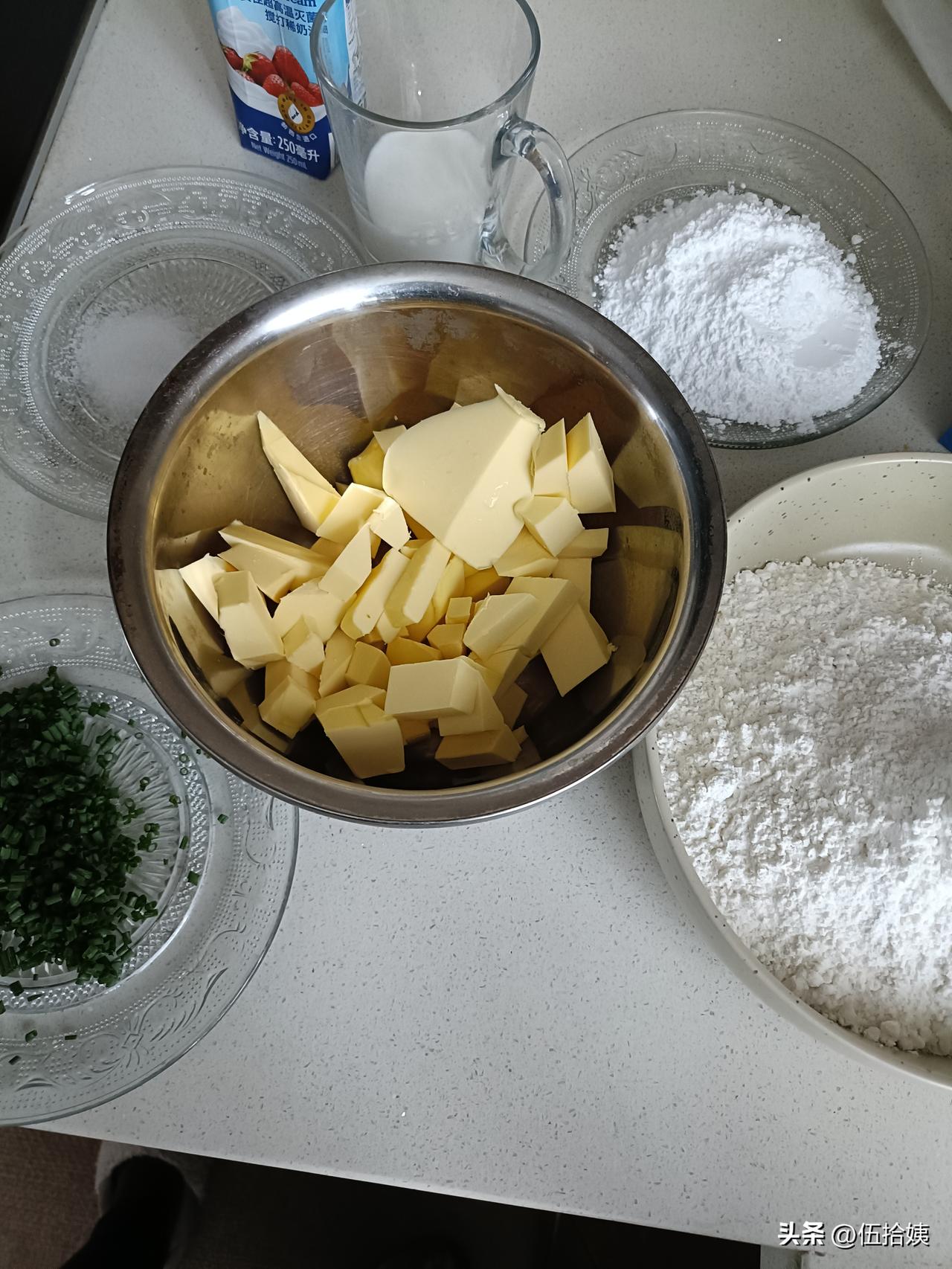 我和你们说，不要轻易去吃曲奇，真的，就是自制，没有科技与狠活，中年以后也尽量少吃