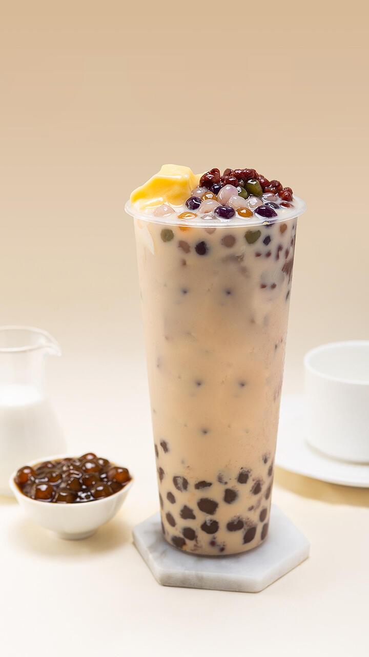 你会特意去喝秋天的第一杯奶茶吗?不会特意跟风打卡。仪式感不必强求，随心就好，好喝