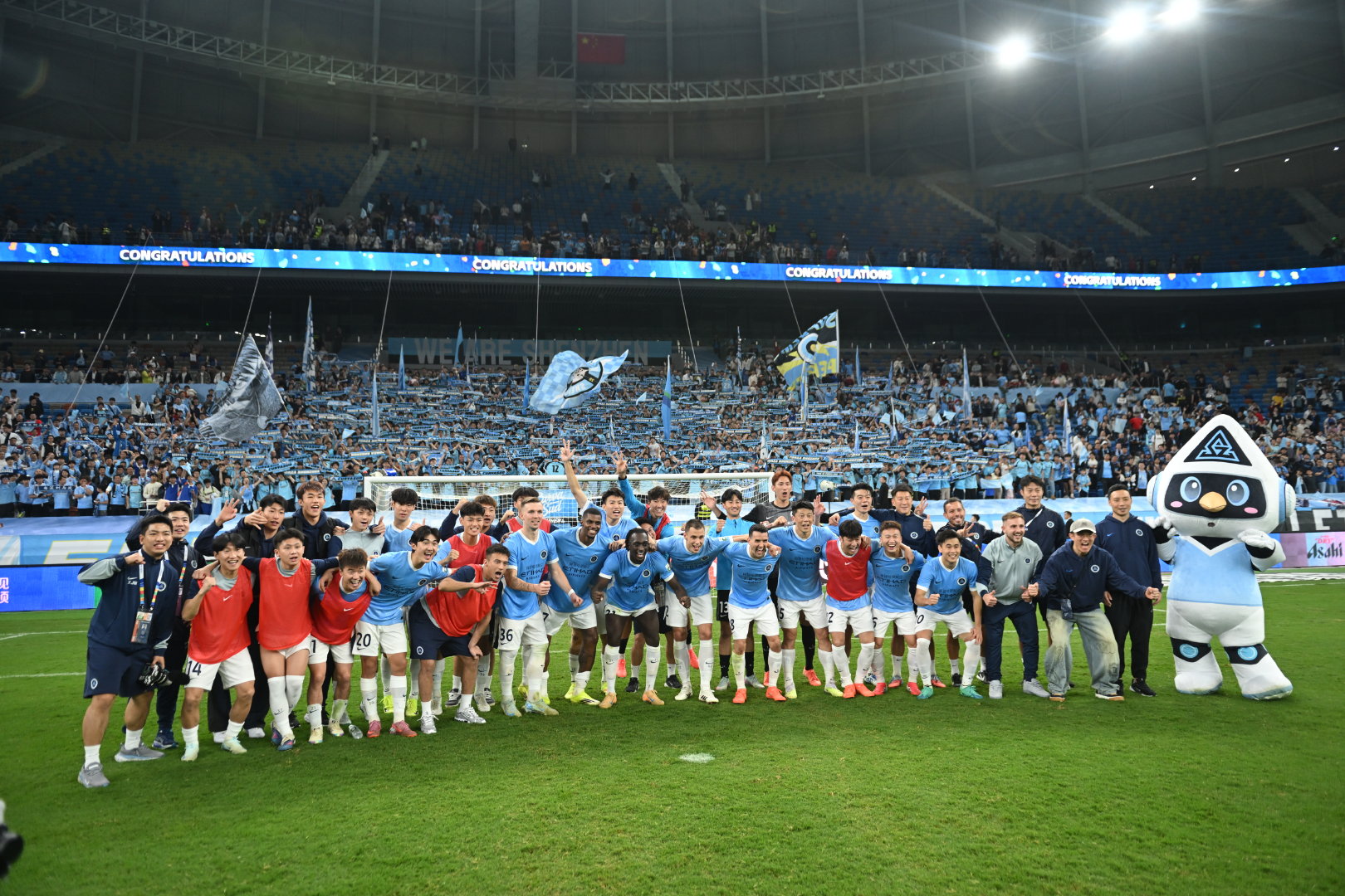 胜利大合照时刻📸共享胜利的喜悦🩵深圳新鹏城vs天津津门虎 中超联赛